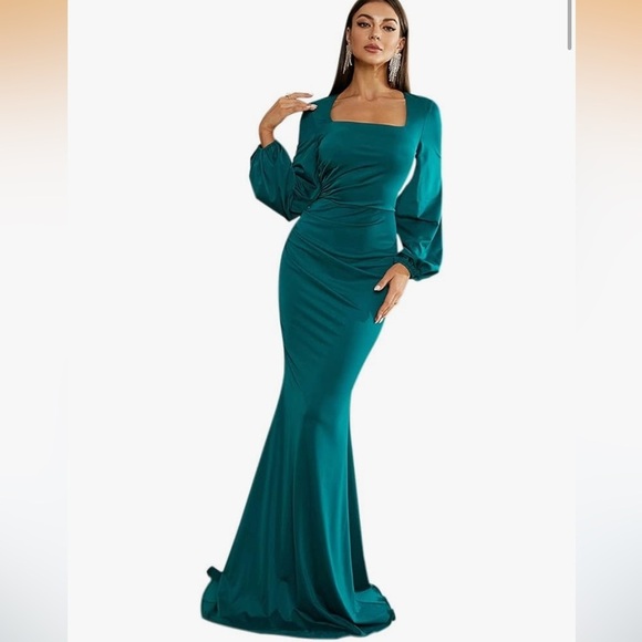 Dresses & Skirts - Long Lantern Sleeve Dark Green Mermaid Bodycon Square Neck Dress Sz Large NWT